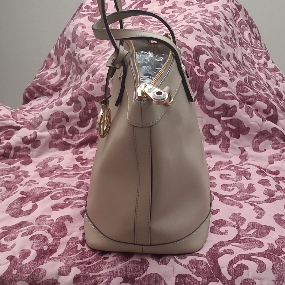 Henri Bendel Taupe Satchel Bag - Picture 6 of 16